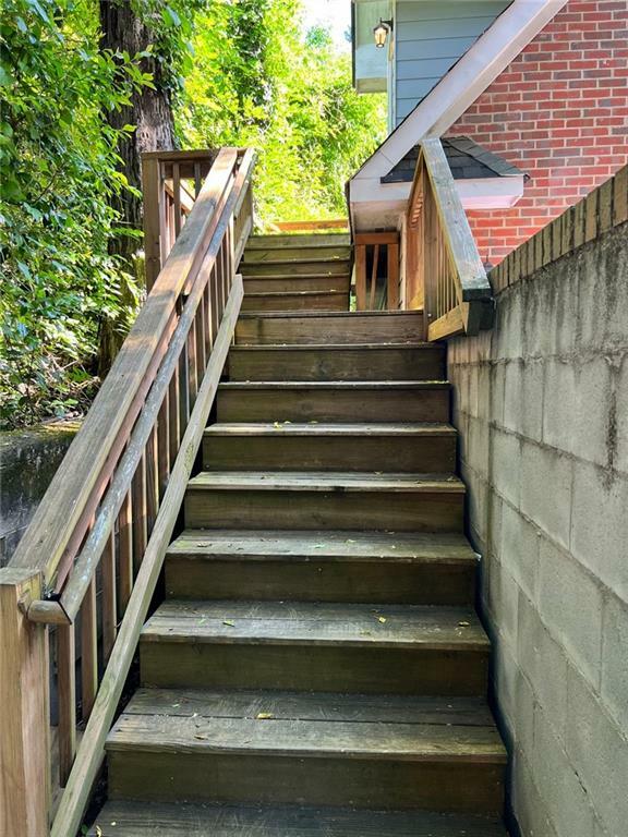 Property Photo:  782 Myrtle Street NE Unit B  GA 30308 