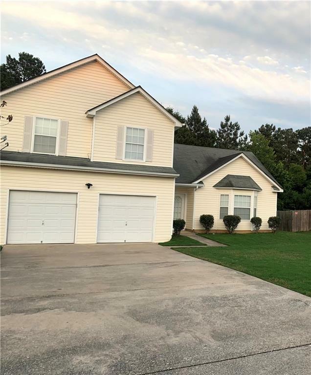 Property Photo: 1620 Village Place Circle NE GA 30012