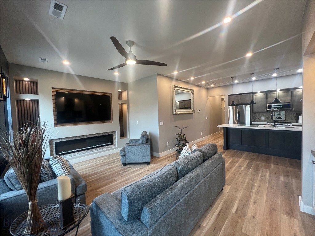 Property Photo:  116 W Park A  MT 59701 
