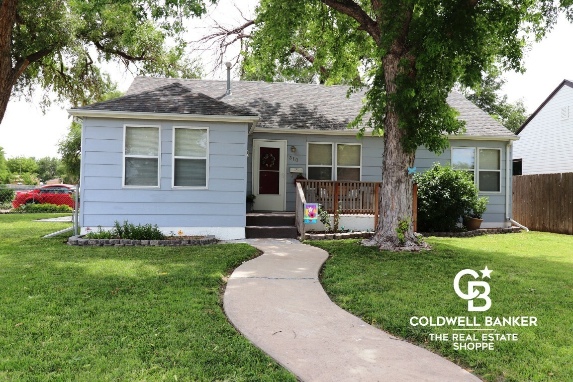310 Ballinger Street  Garden City KS 67846 photo