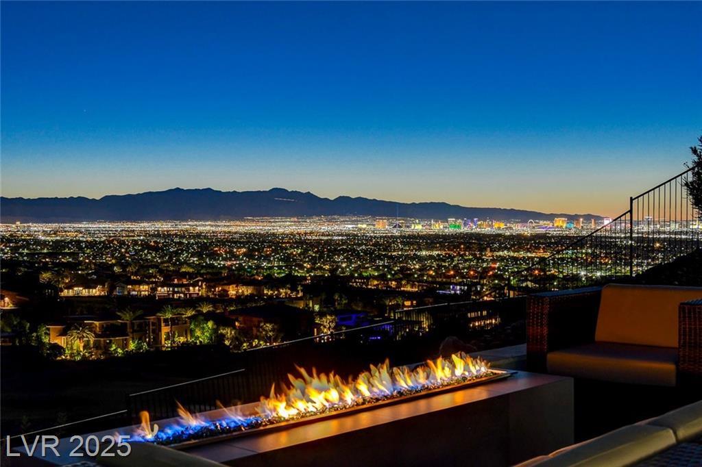 Property Photo: 527 Serenity Point Drive NV 89012
