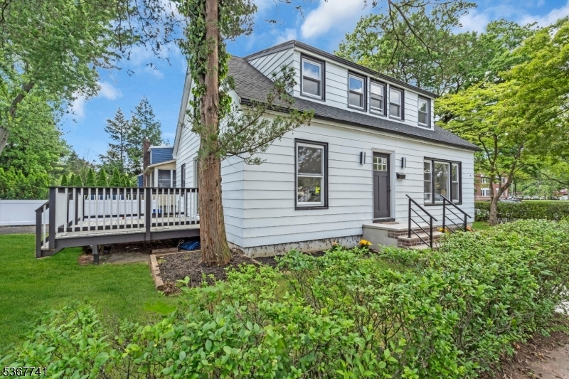 Property Photo:  132 Garfield Pl  NJ 07040 