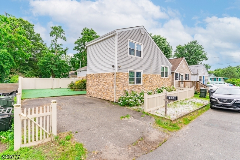 136 7th St  Hazlet Twp. NJ 07734 photo