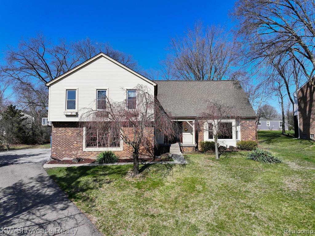 4238 Still Meadow Lane  West Bloomfield MI 48323 2844 photo