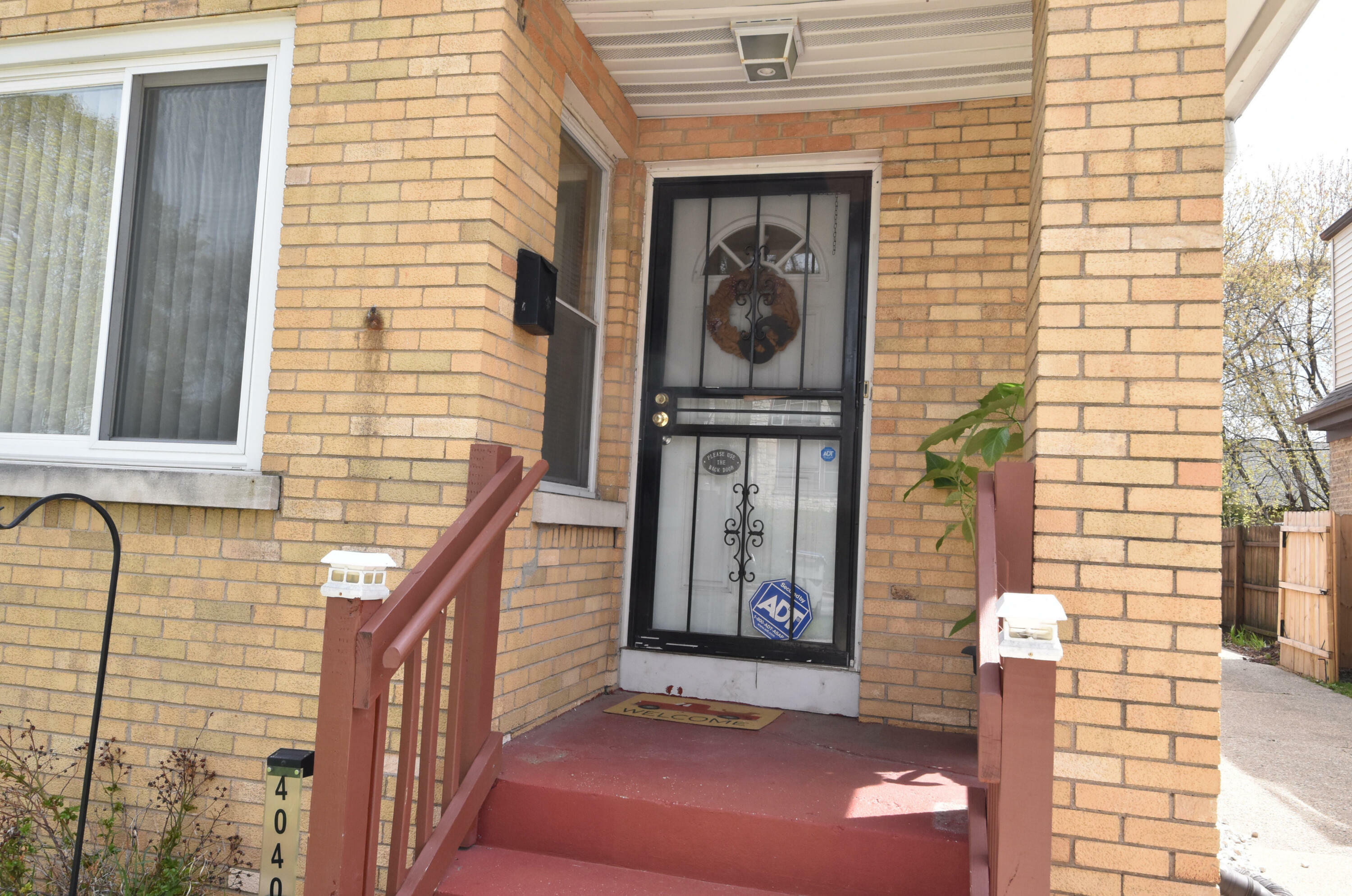 Property Photo: 4040 N 11th St WI 53209