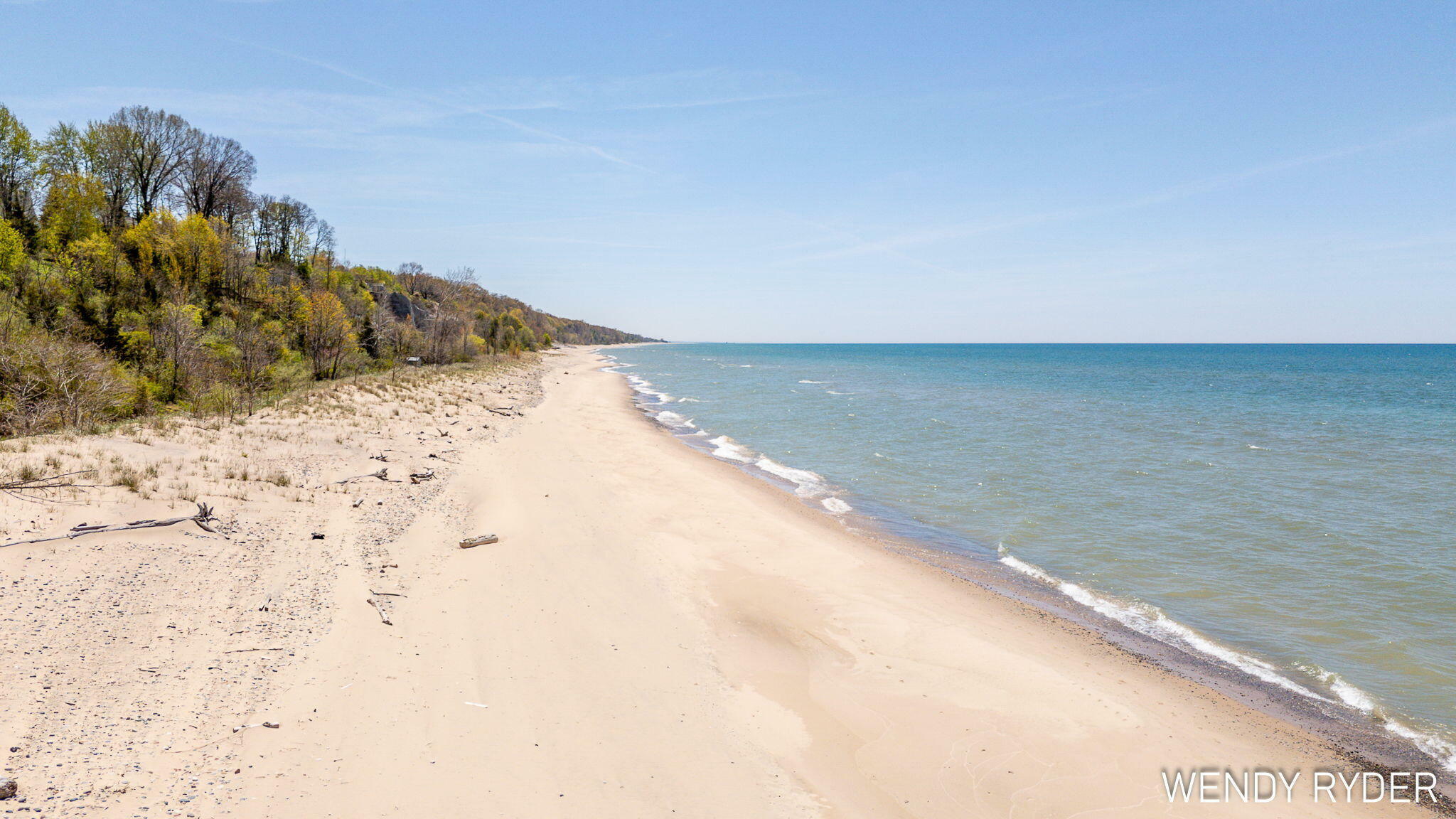 Property Photo:  475 Lakeshore Drive  MI 49090 
