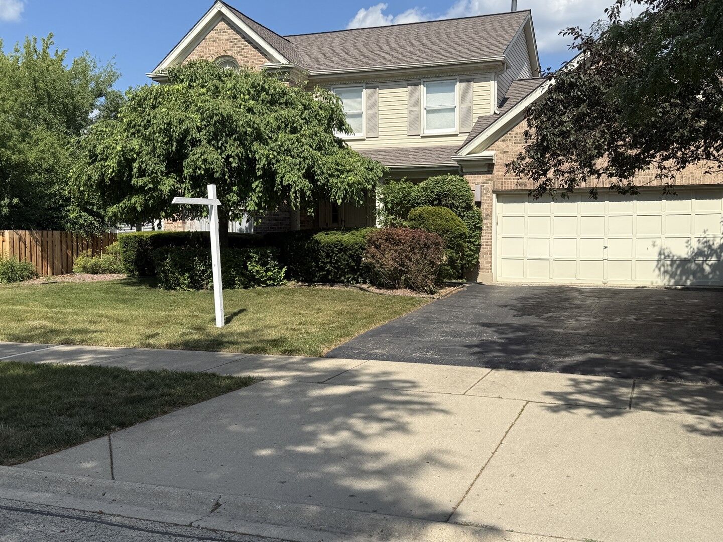 Property Photo: 213 Stanton Drive IL 60089
