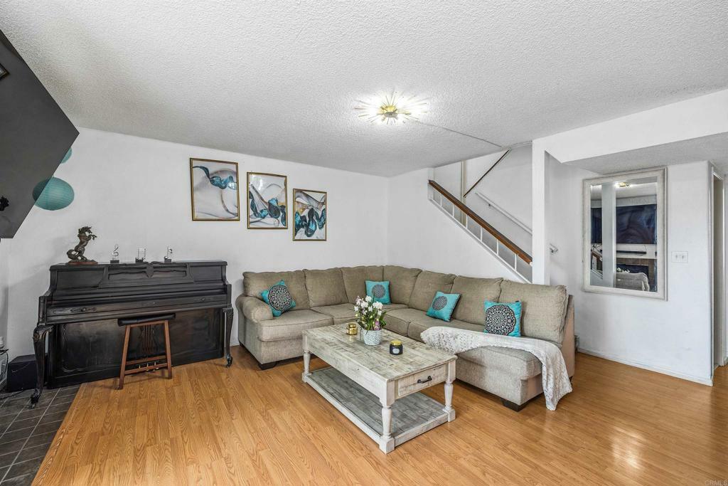Property Photo: 1437 Robin Lane CA 92020