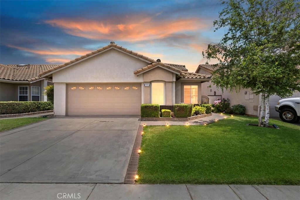 Property Photo: 1052 Oakland Hills Drive CA 92220