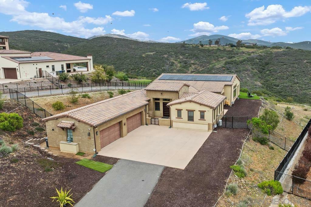 Property Photo: 3881 Rancho Summit Dr CA 92024