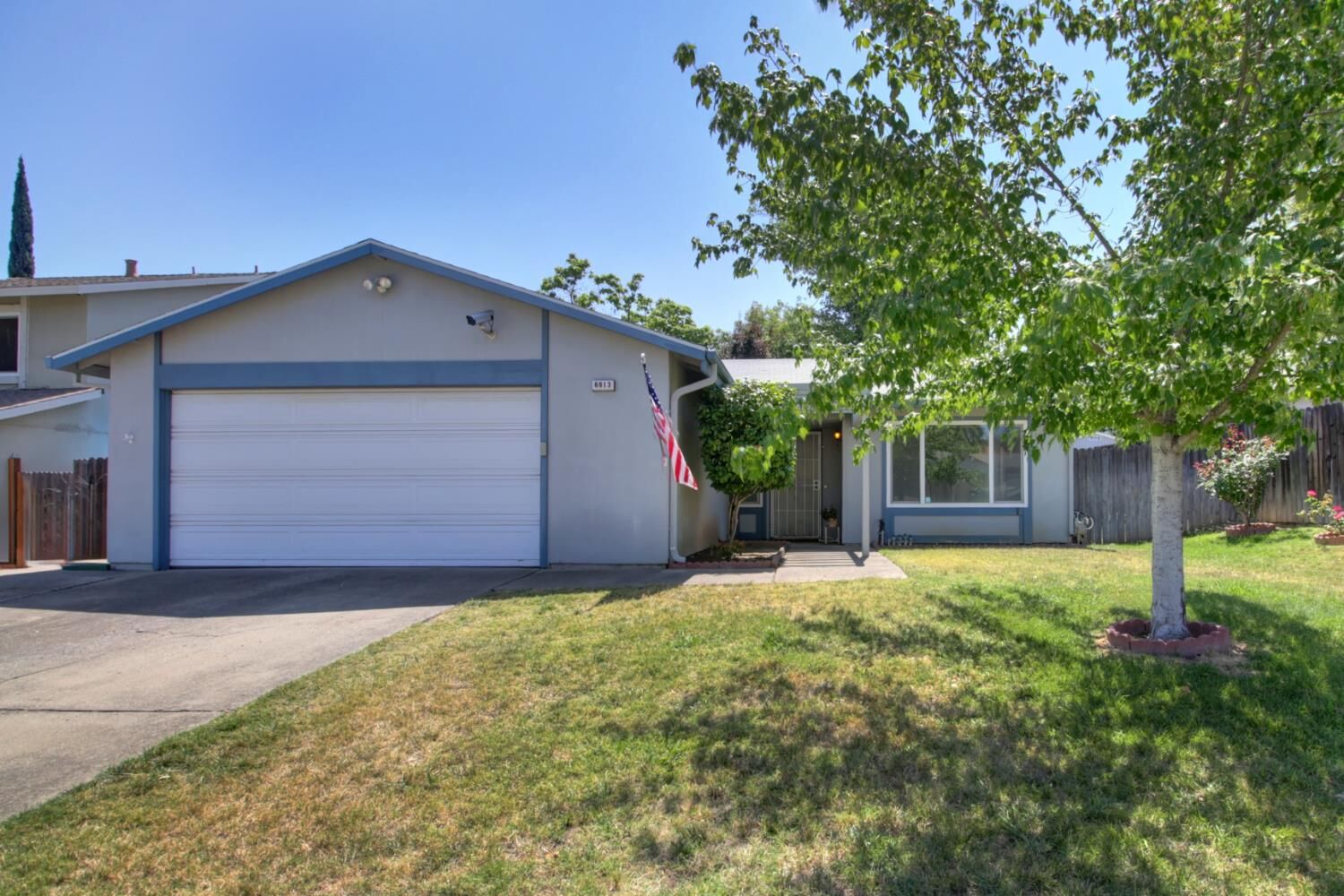 Property Photo:  6913 Woodside Drive  CA 95842 
