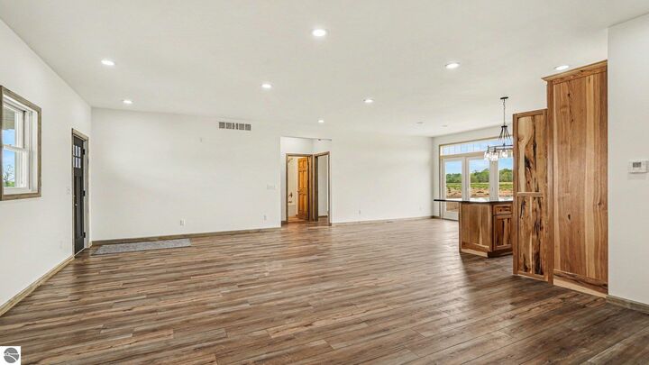 Property Photo: 881 N Winn Road MI 48858