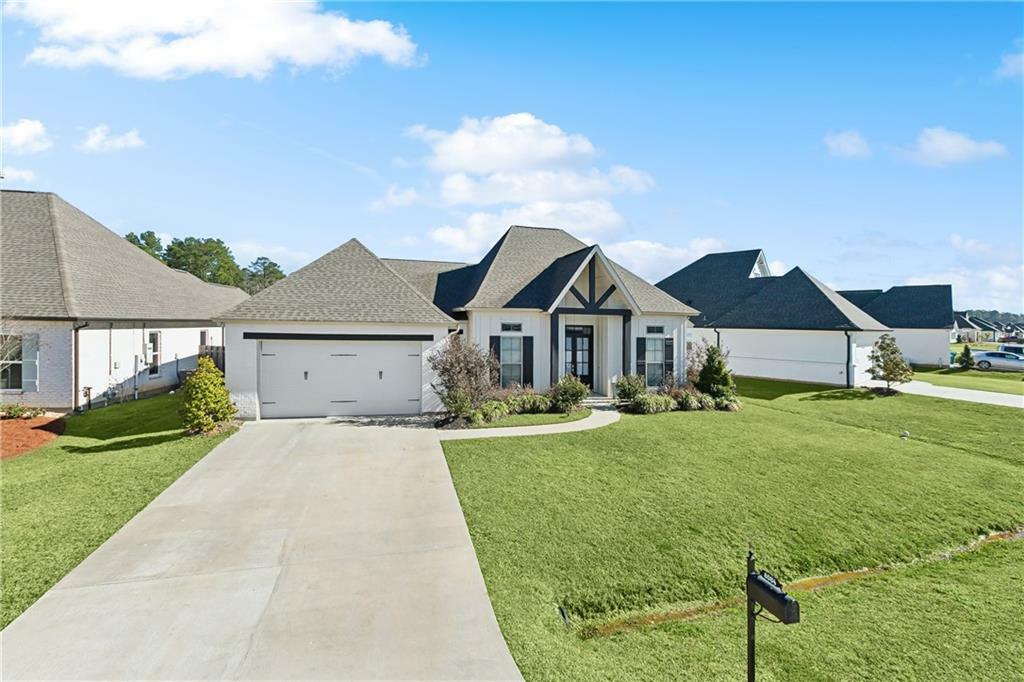 Property Photo:  8084 Bedico Trail Lane  LA 70447 