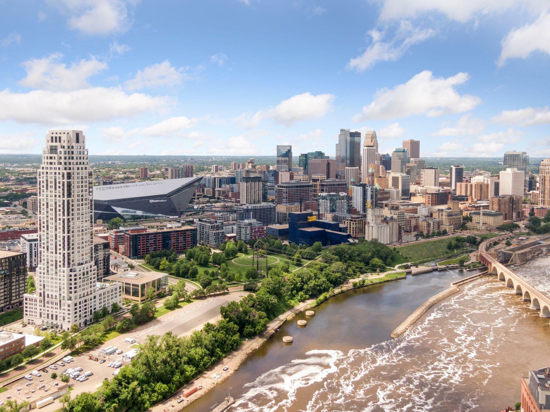 Property Photo:  1111 W River Parkway 24A  MN 55415 