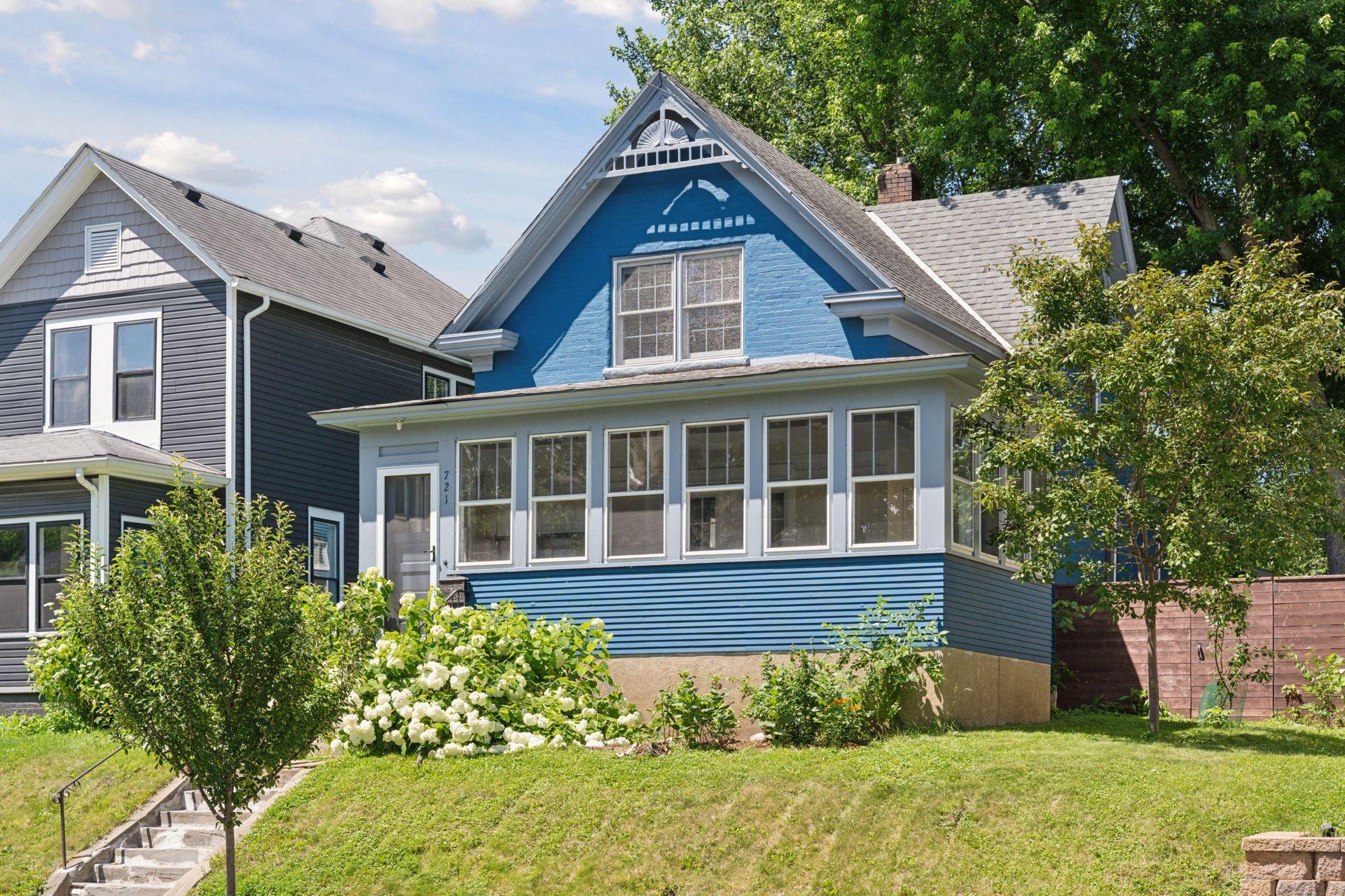 Property Photo:  721 Smith Avenue S  MN 55107 