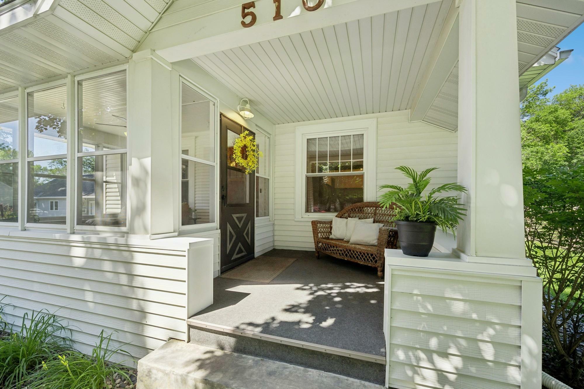 Property Photo: 510 Lee Avenue SE MN 55321