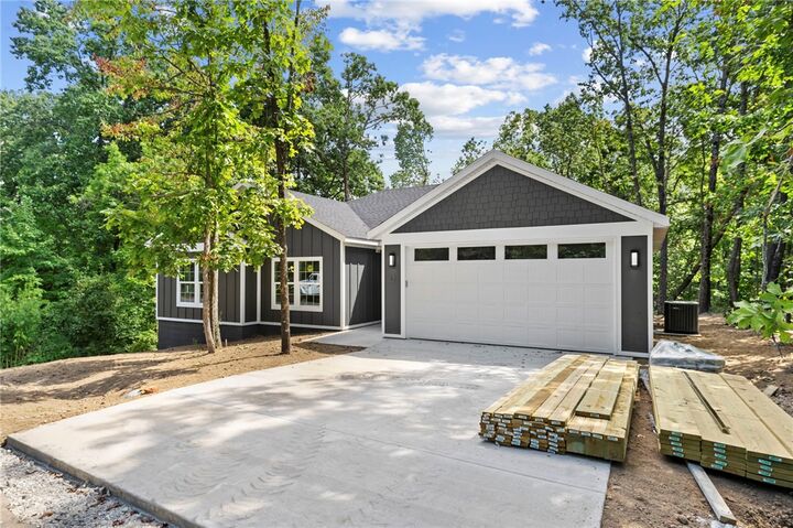 Property Photo:  32 Dumfries Drive  AR 72715 