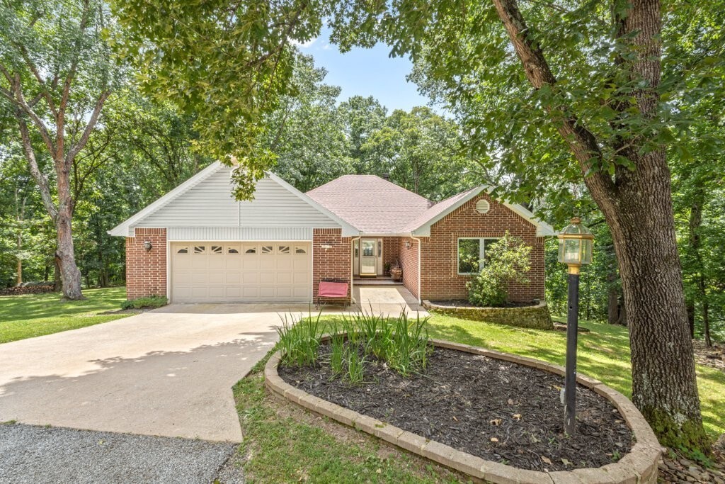 Property Photo: 5 Sunderland Lane AR 72714