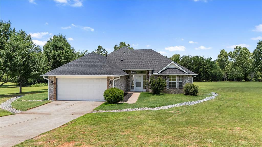 Property Photo: 2719 NW 30th Street OK 73065