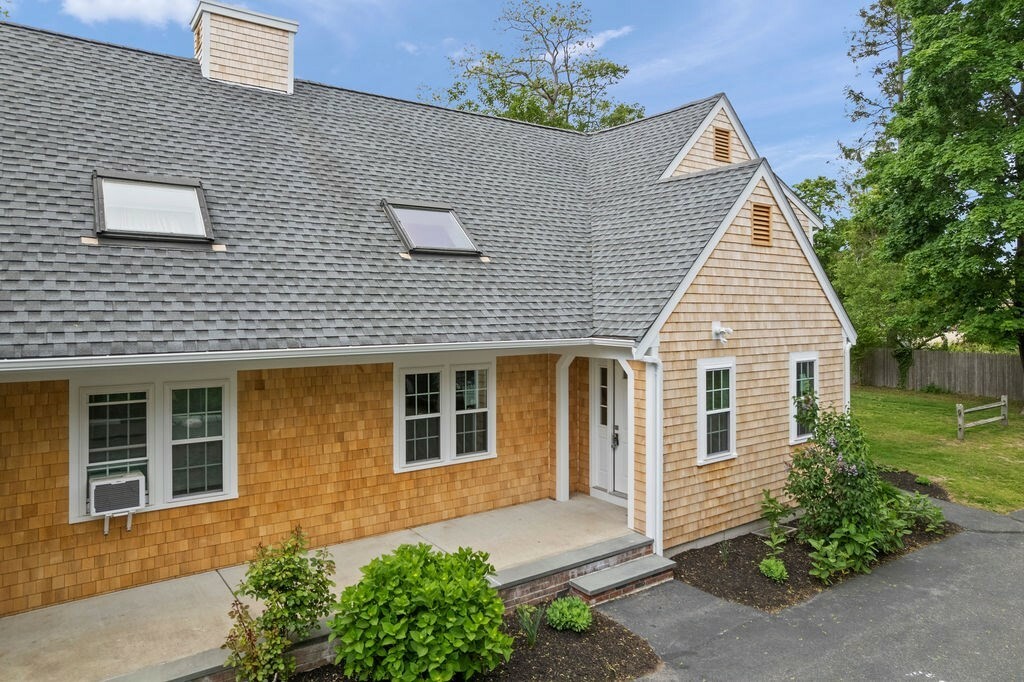 176 Palmer Ave 2  Falmouth MA 02540 photo