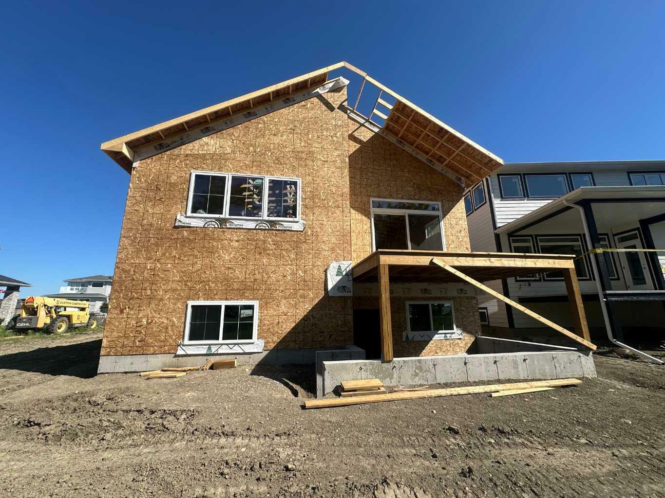 Property Photo: 1612 Sixmile View S AB T1K 8J2