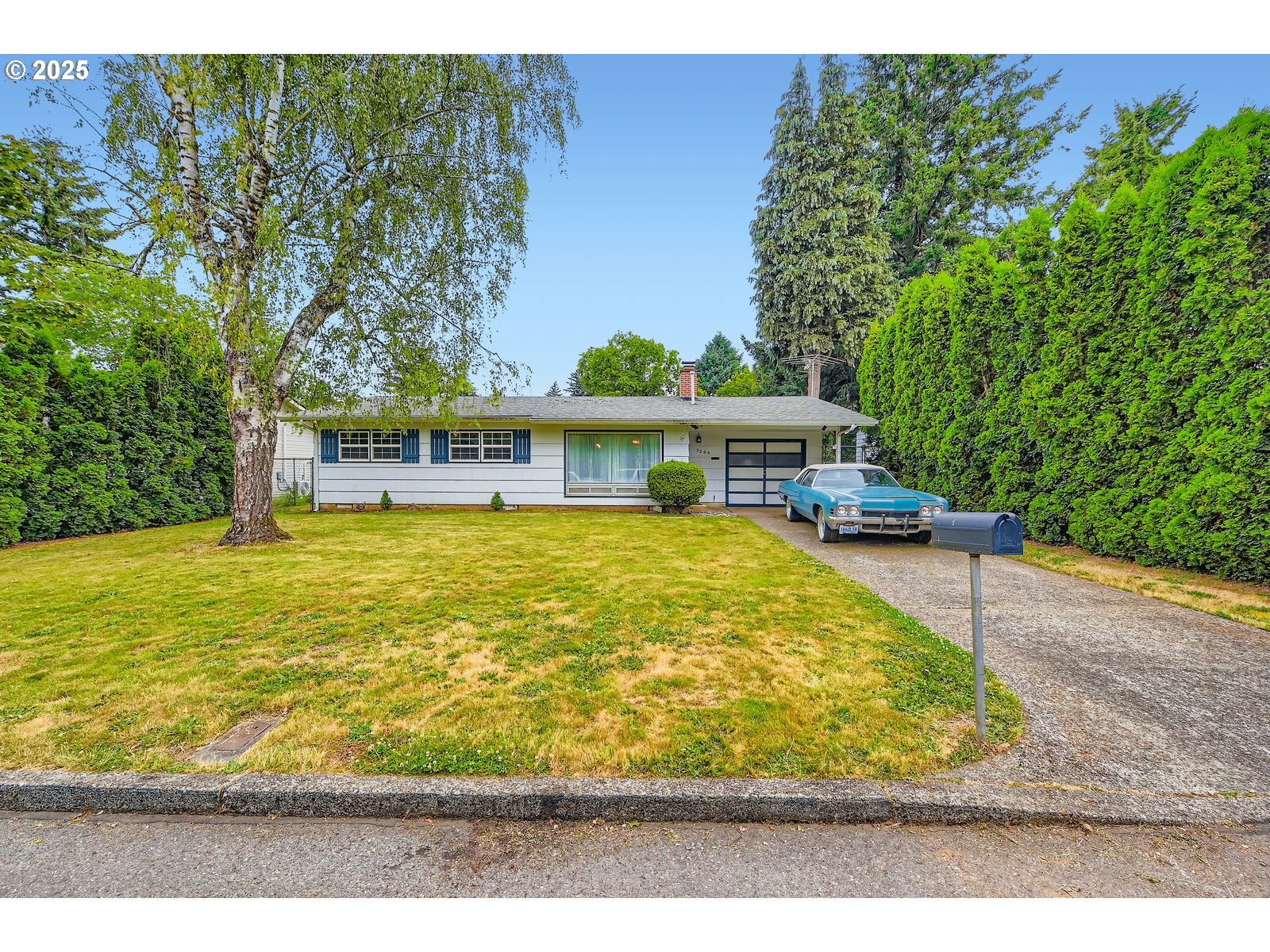 3209 SE 165th Pl  Portland OR 97236 photo