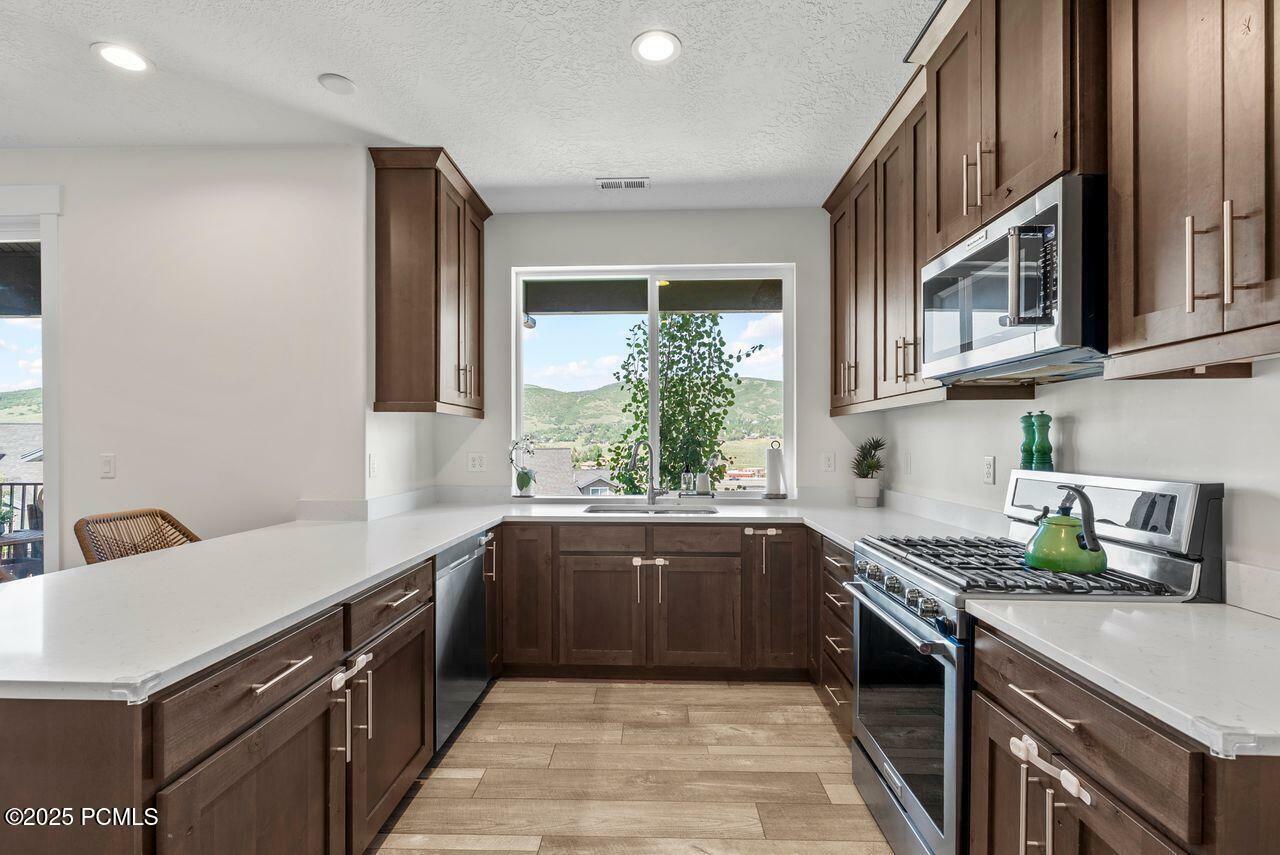 Property Photo: 3342 Santa Fe Road UT 84098