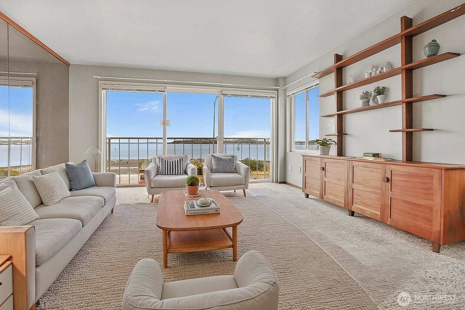 Property Photo: 1156 Alki Avenue SW 202 WA 98116