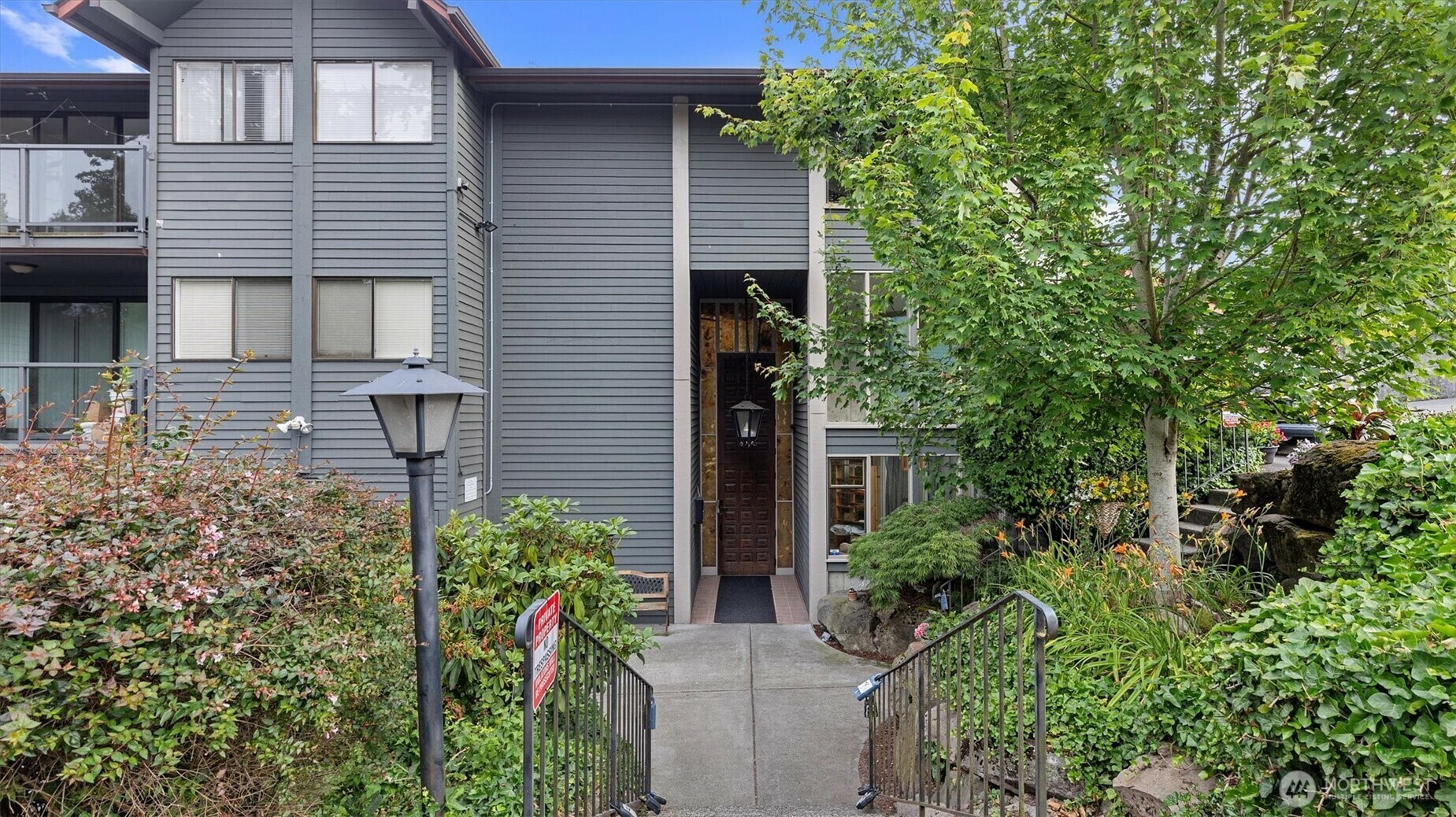 Property Photo:  19428  Aurora Avenue N 332  WA 98133 