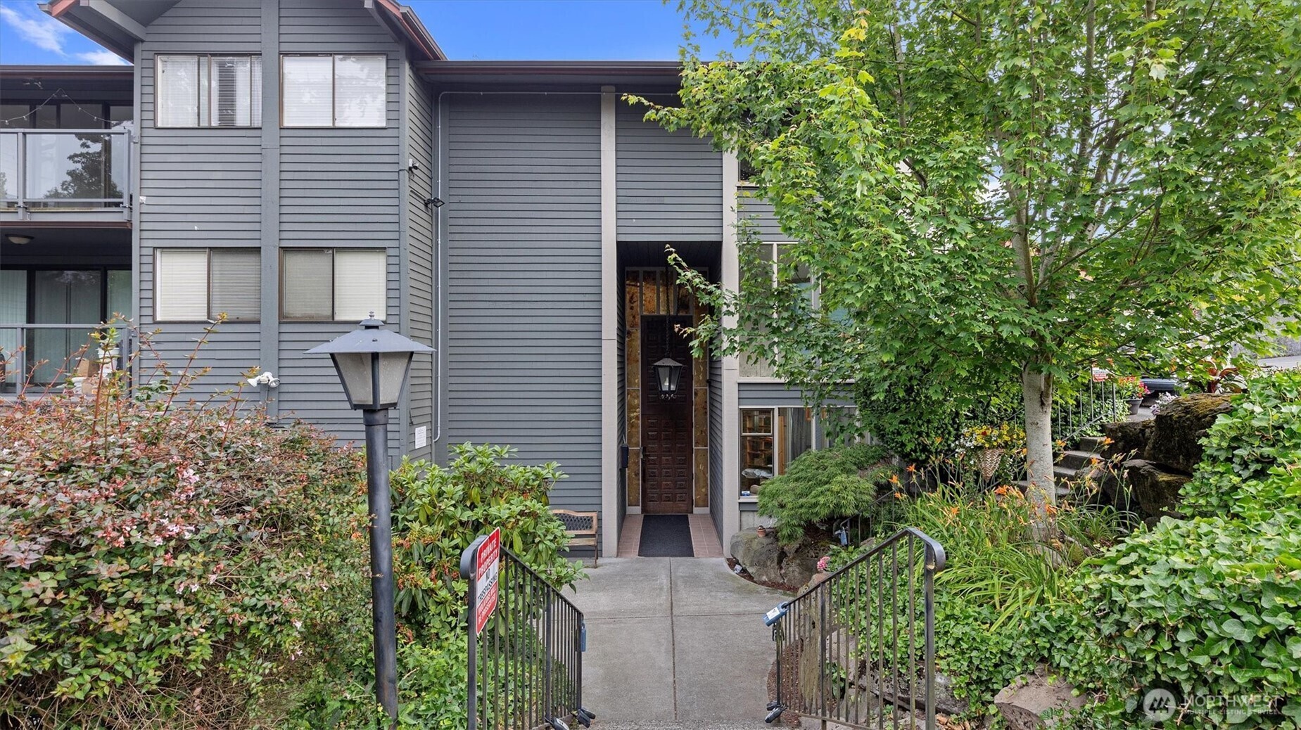Property Photo: 19428 Aurora Avenue N 332 WA 98133
