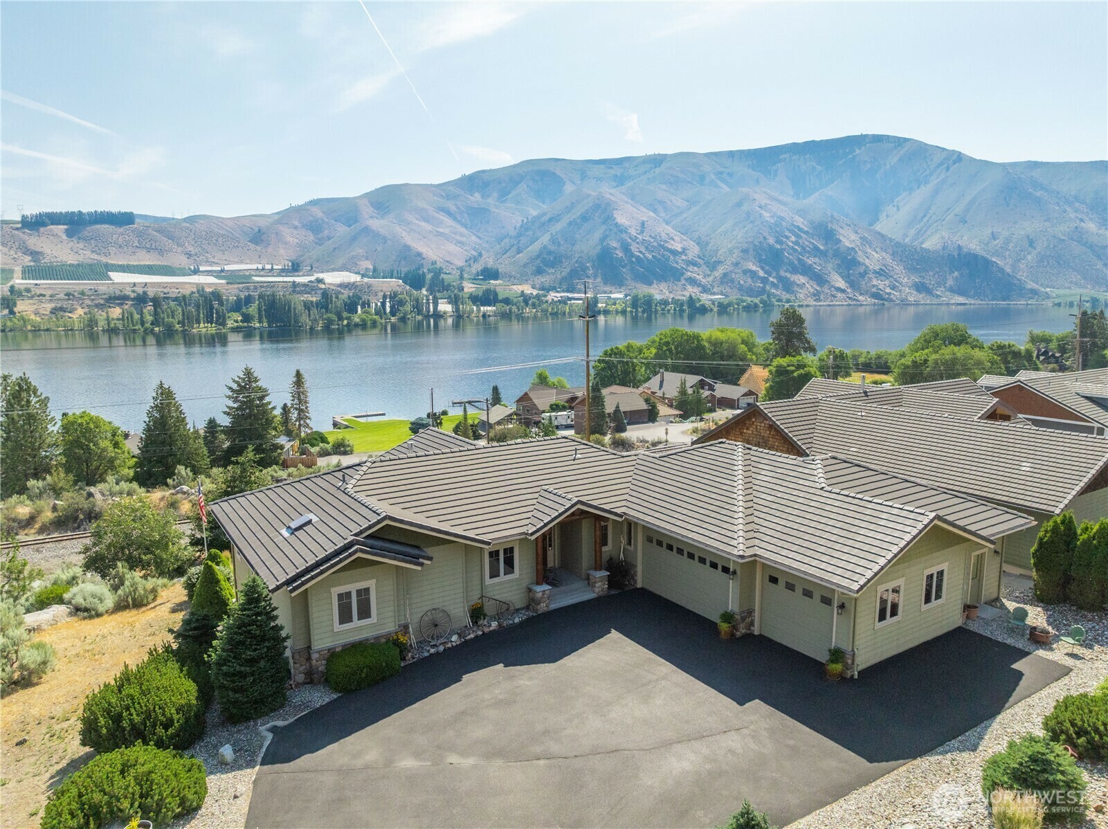 Property Photo:  15314  Lakeview Street  WA 98822 