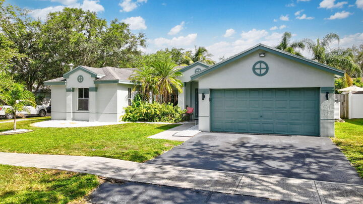 Property Photo:  4764 NW 14th Drive  FL 33063 