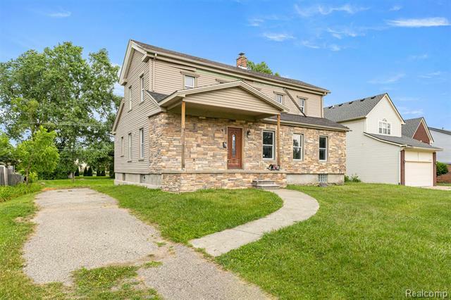 Property Photo: 29950 6 Mile Road MI 48152
