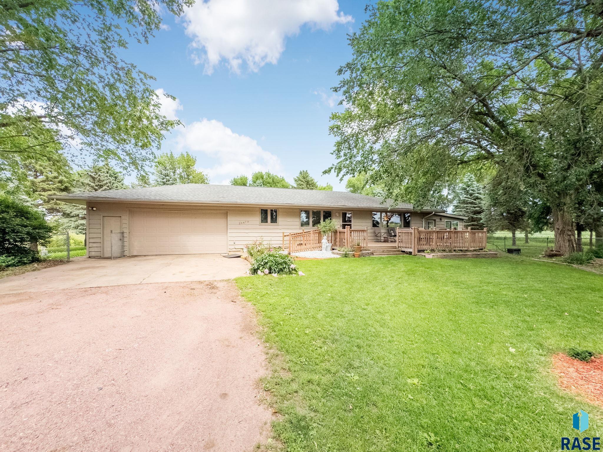Property Photo: 26470 484th Ave SD 57068