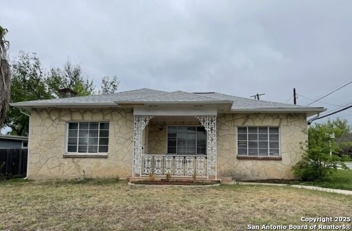 533 Nolan  San Antonio TX 78202 photo