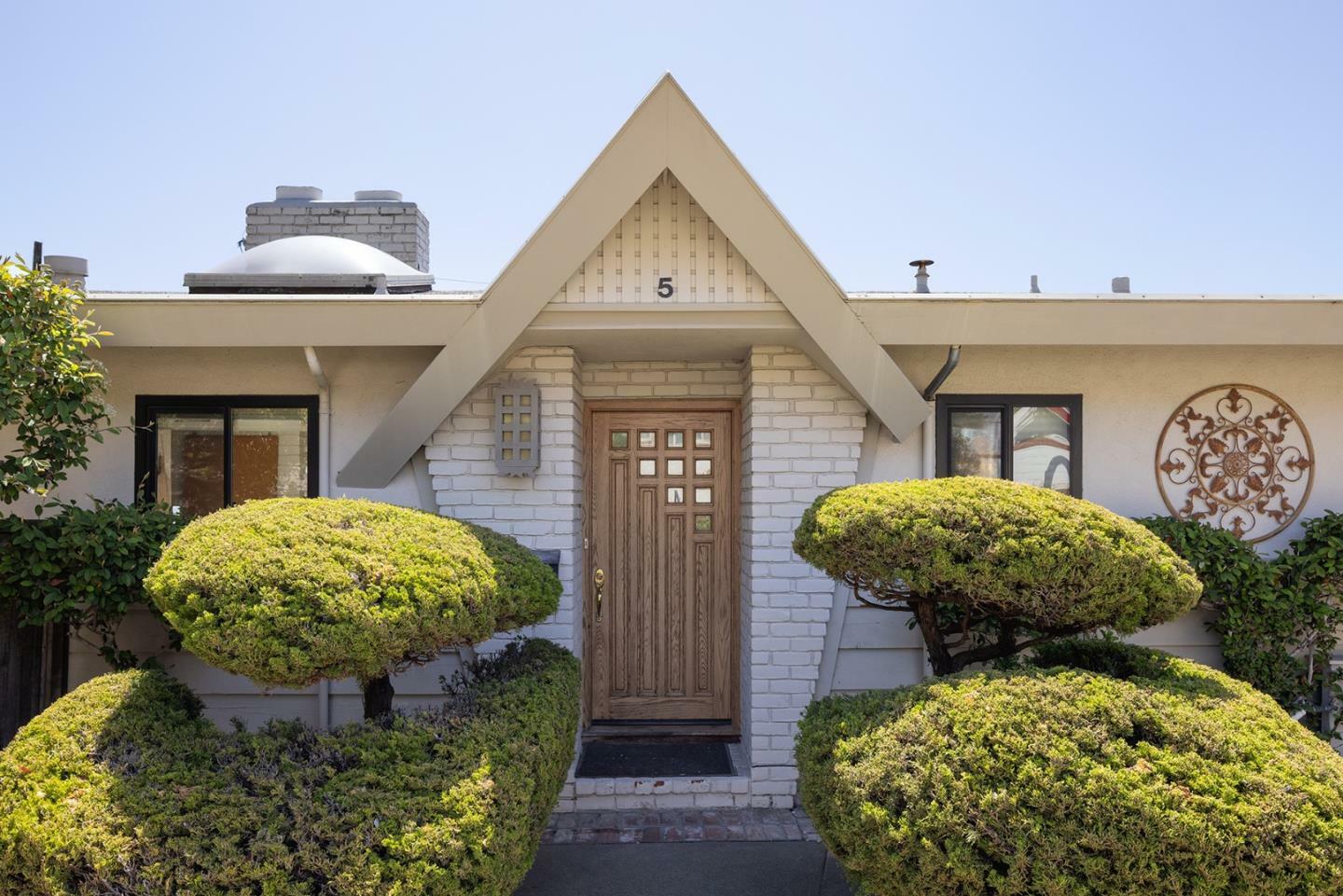 Property Photo:  5 Shady Lane  CA 93940 