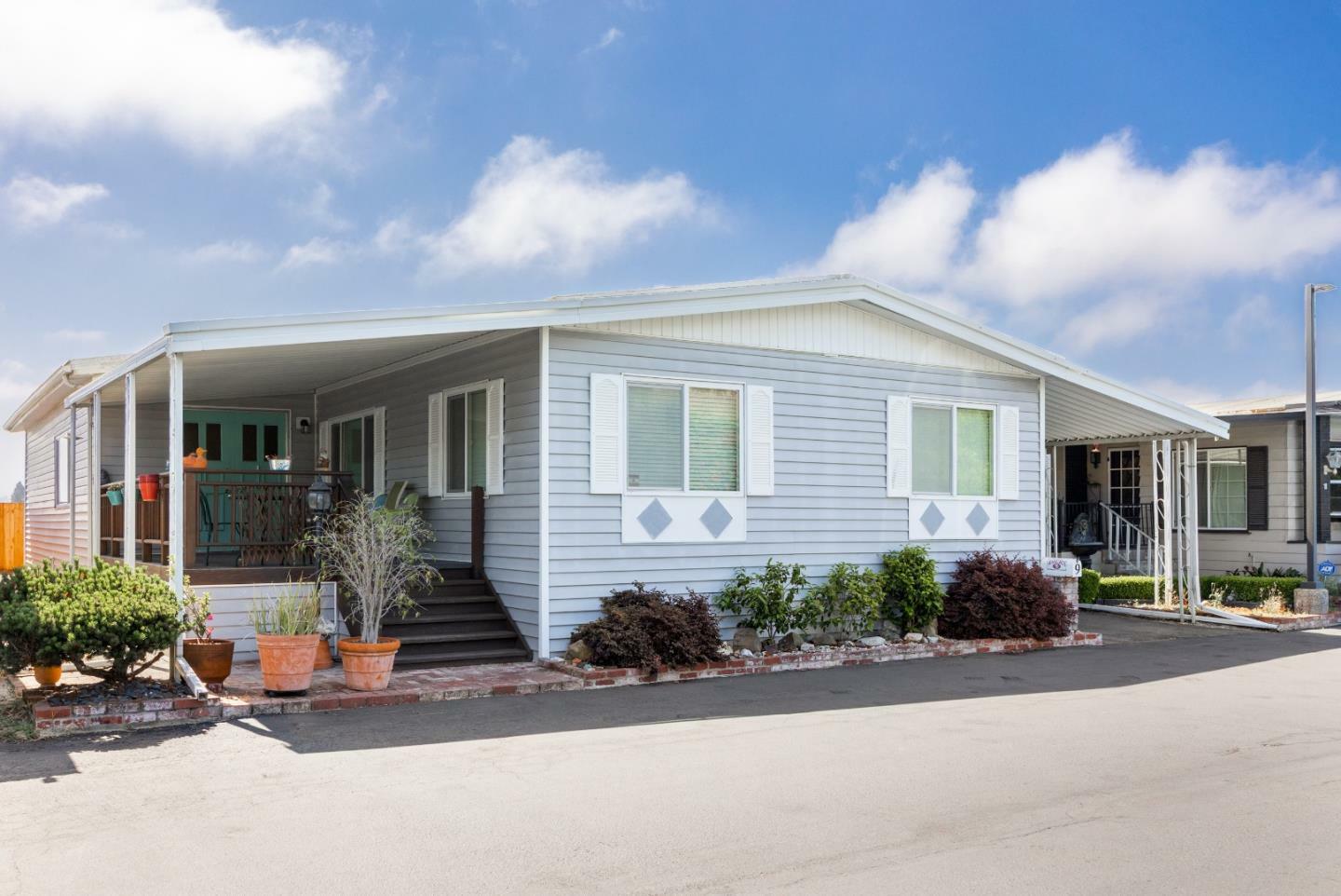 Property Photo:  9 Pera Drive 9  CA 95076 