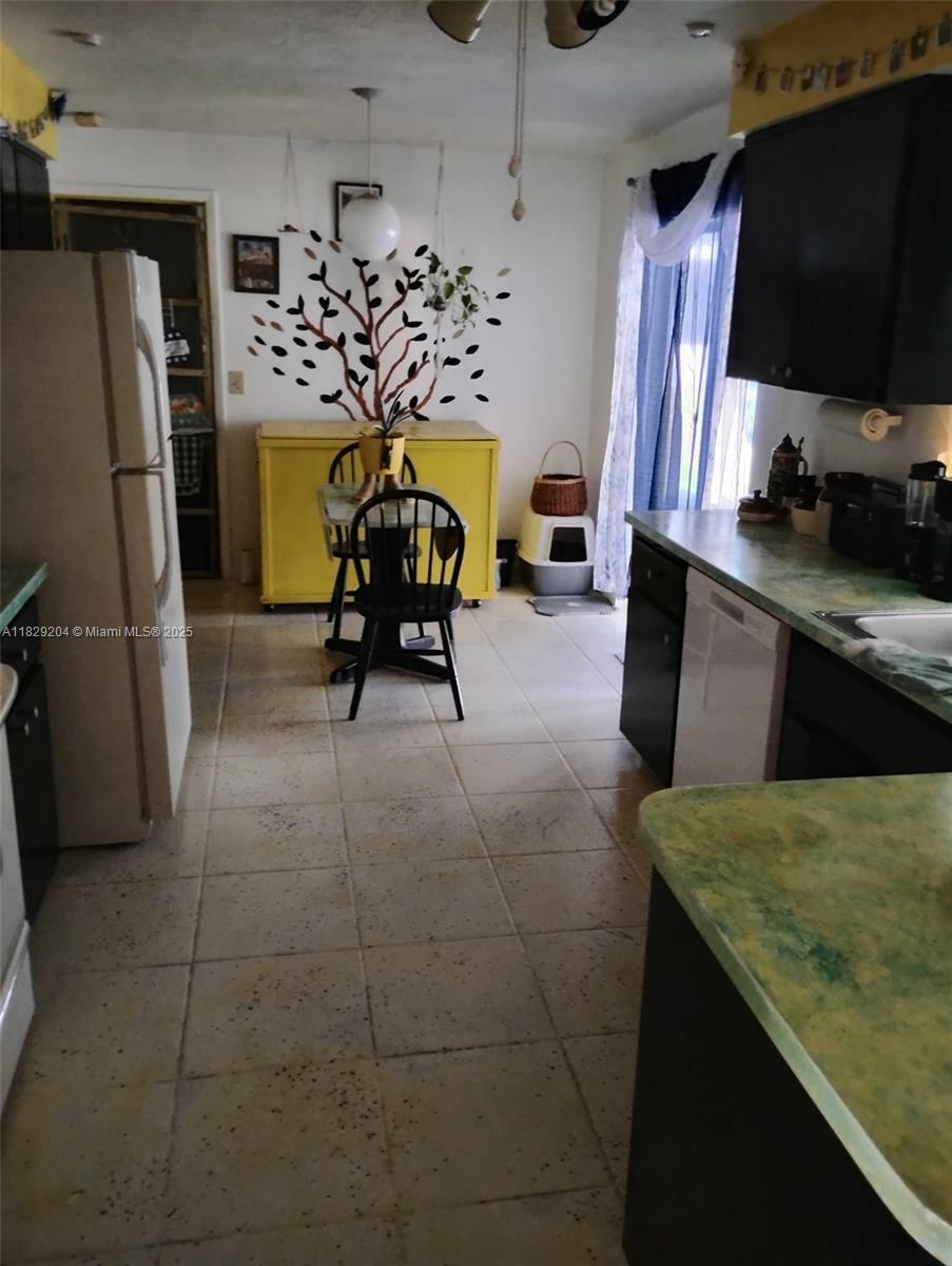 Property Photo: 477 W Buttonbush Dr FL 34465