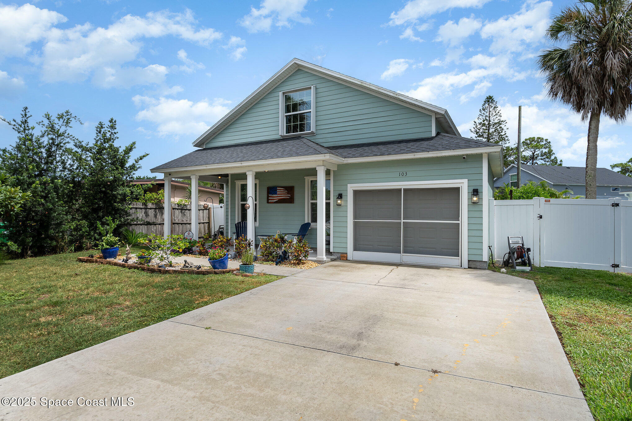 Property Photo: 103 Lagoon Avenue FL 32901