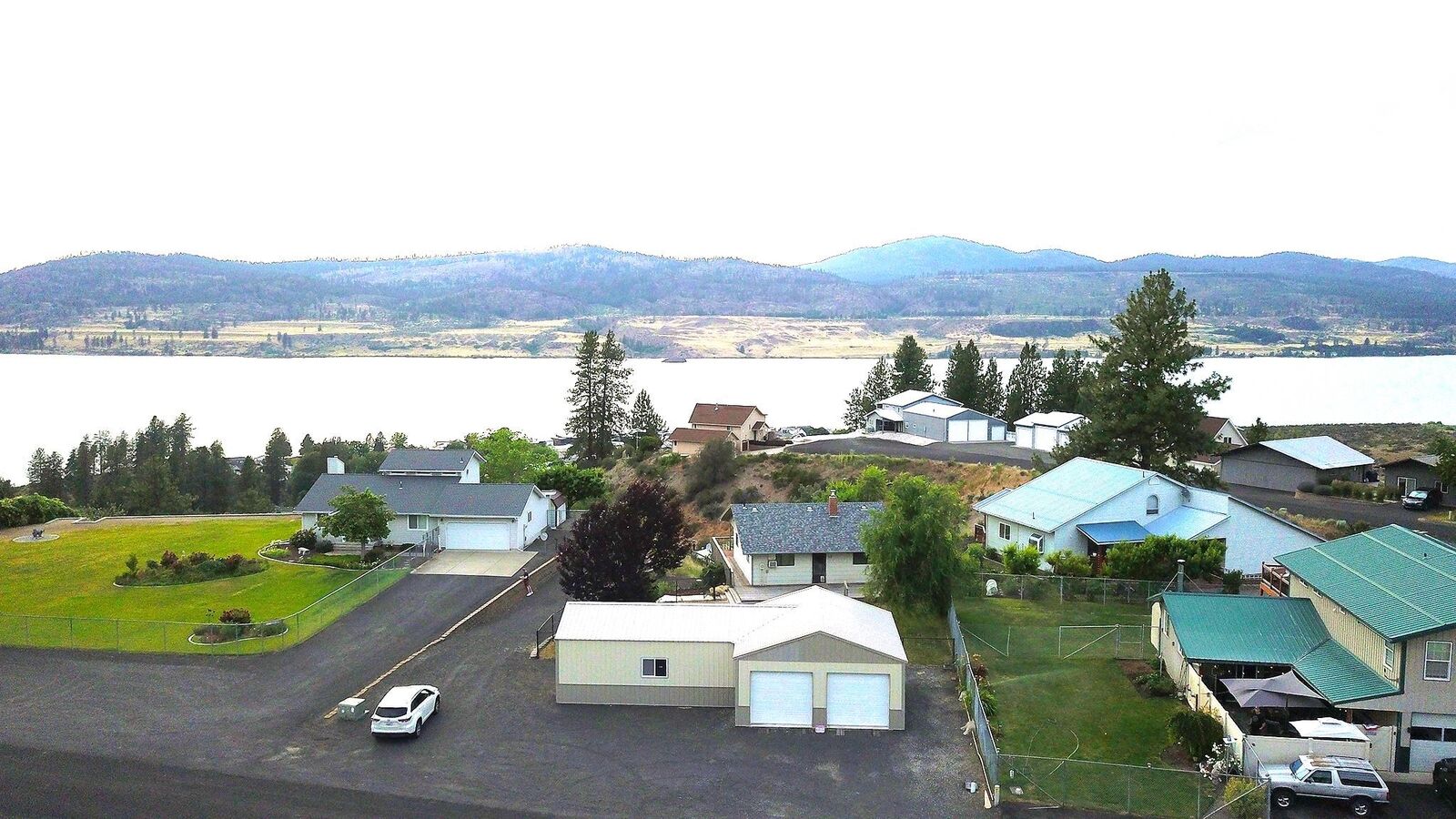 Property Photo:  119 Blossom Ct  WA 99122 