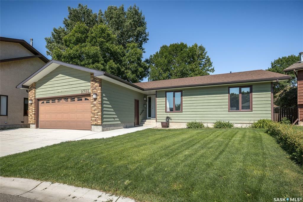 Property Photo:  2706 McKeown Place  SK S4V 1P7 