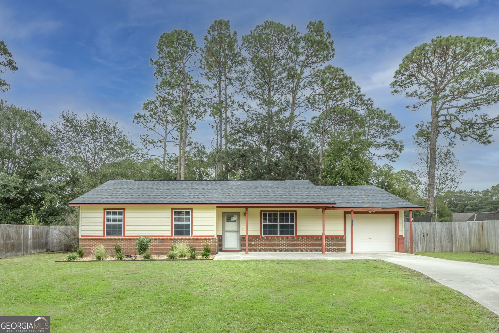 Property Photo: 111 Snug Harbor GA 31558