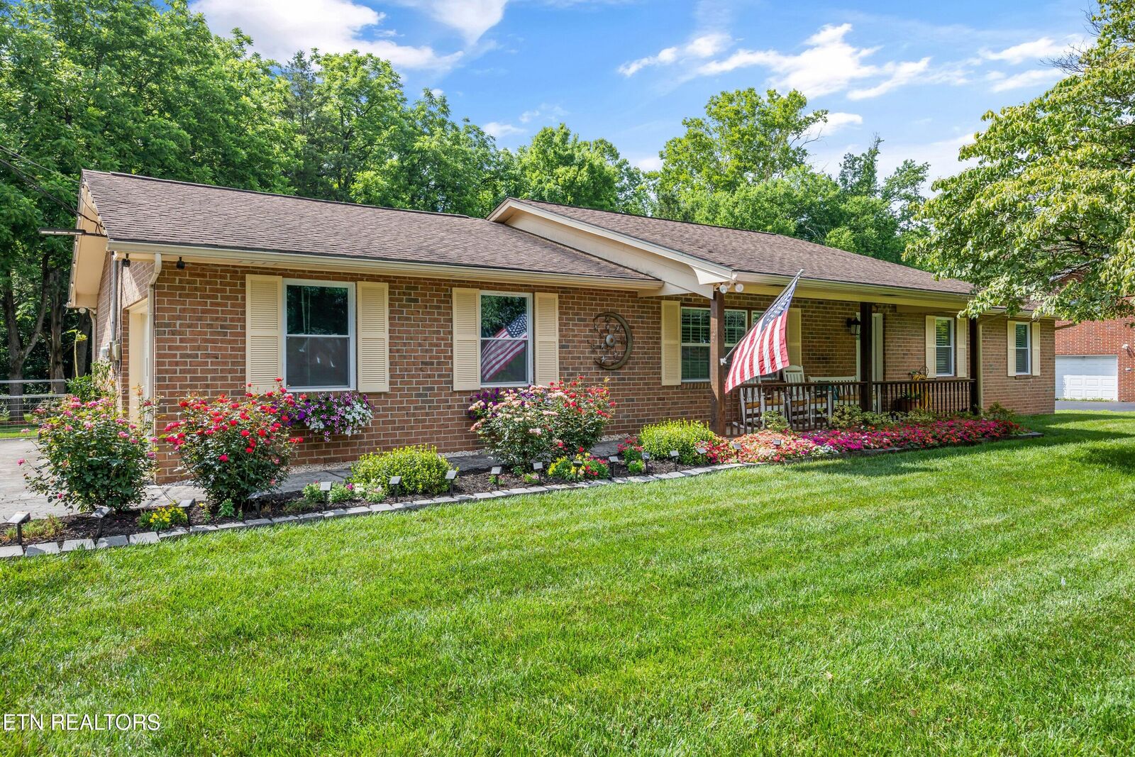 Property Photo:  325 Hardwicke Drive  TN 37923 