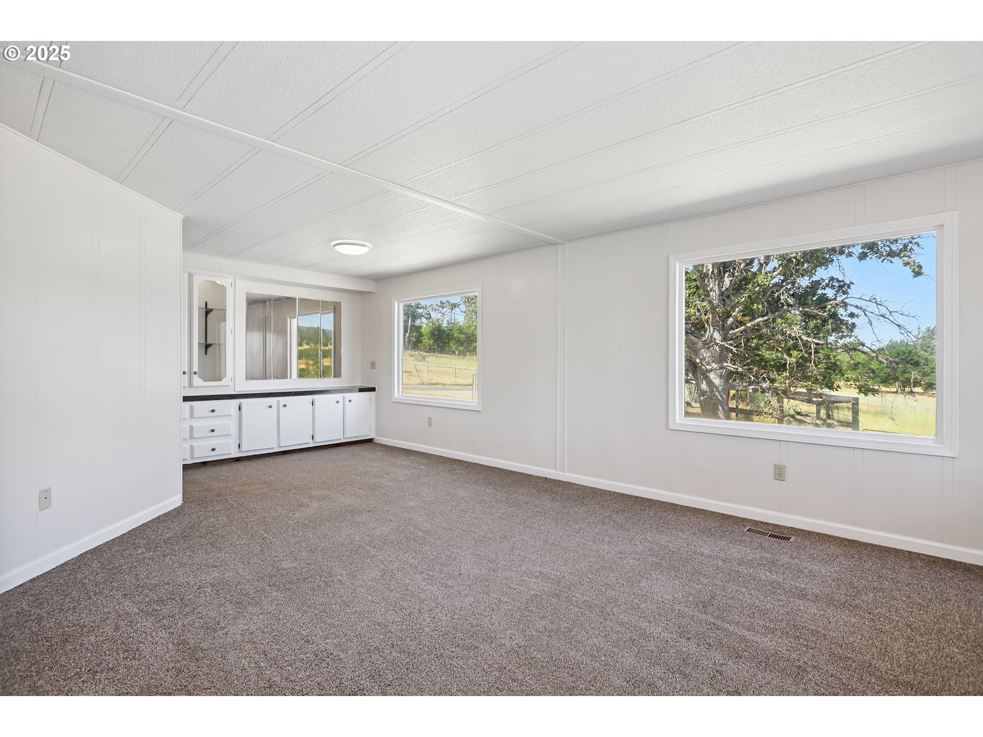 Property Photo: 195 Woodland Rd WA 98620
