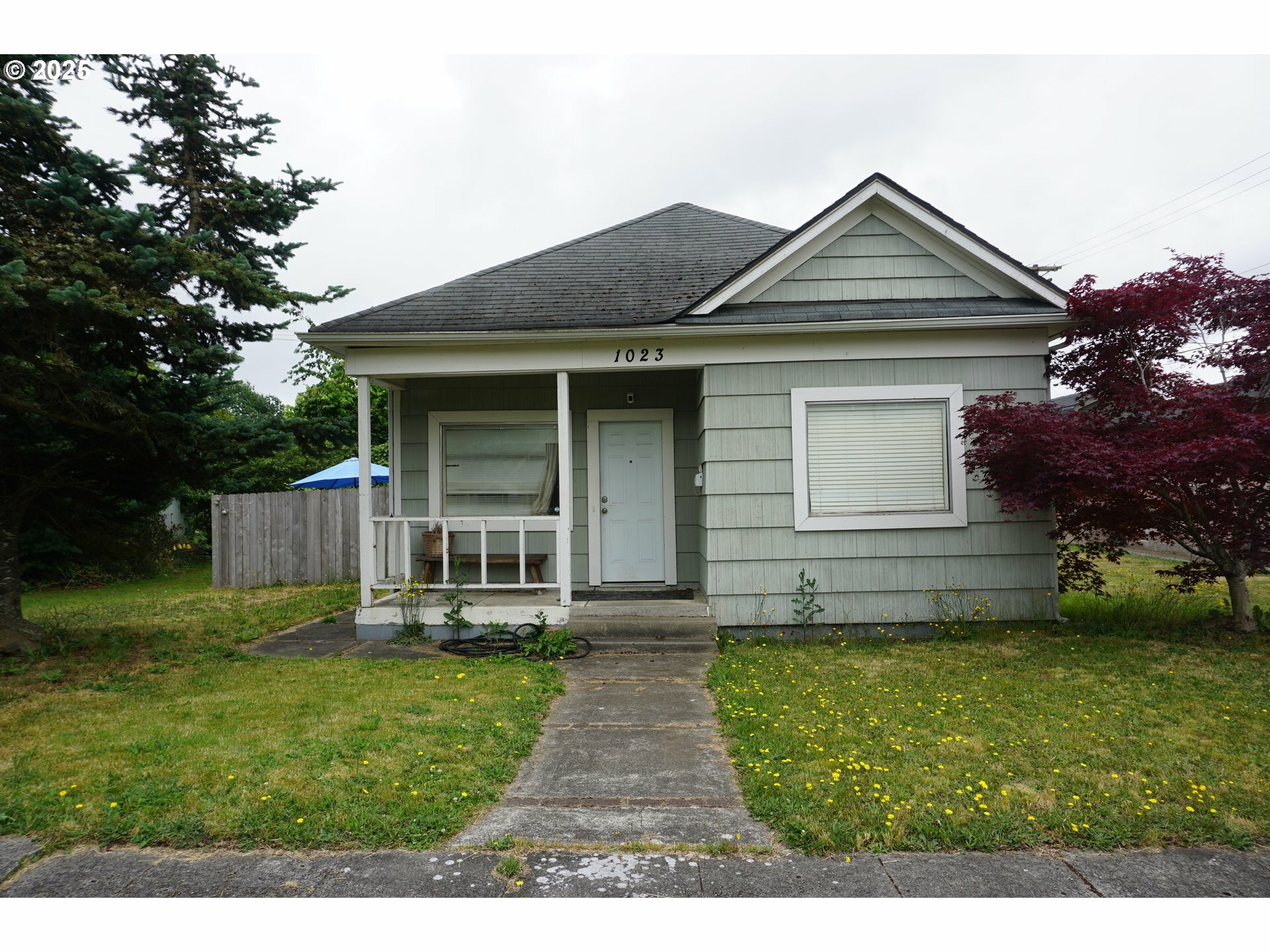 Property Photo: 1023 E St WA 98531