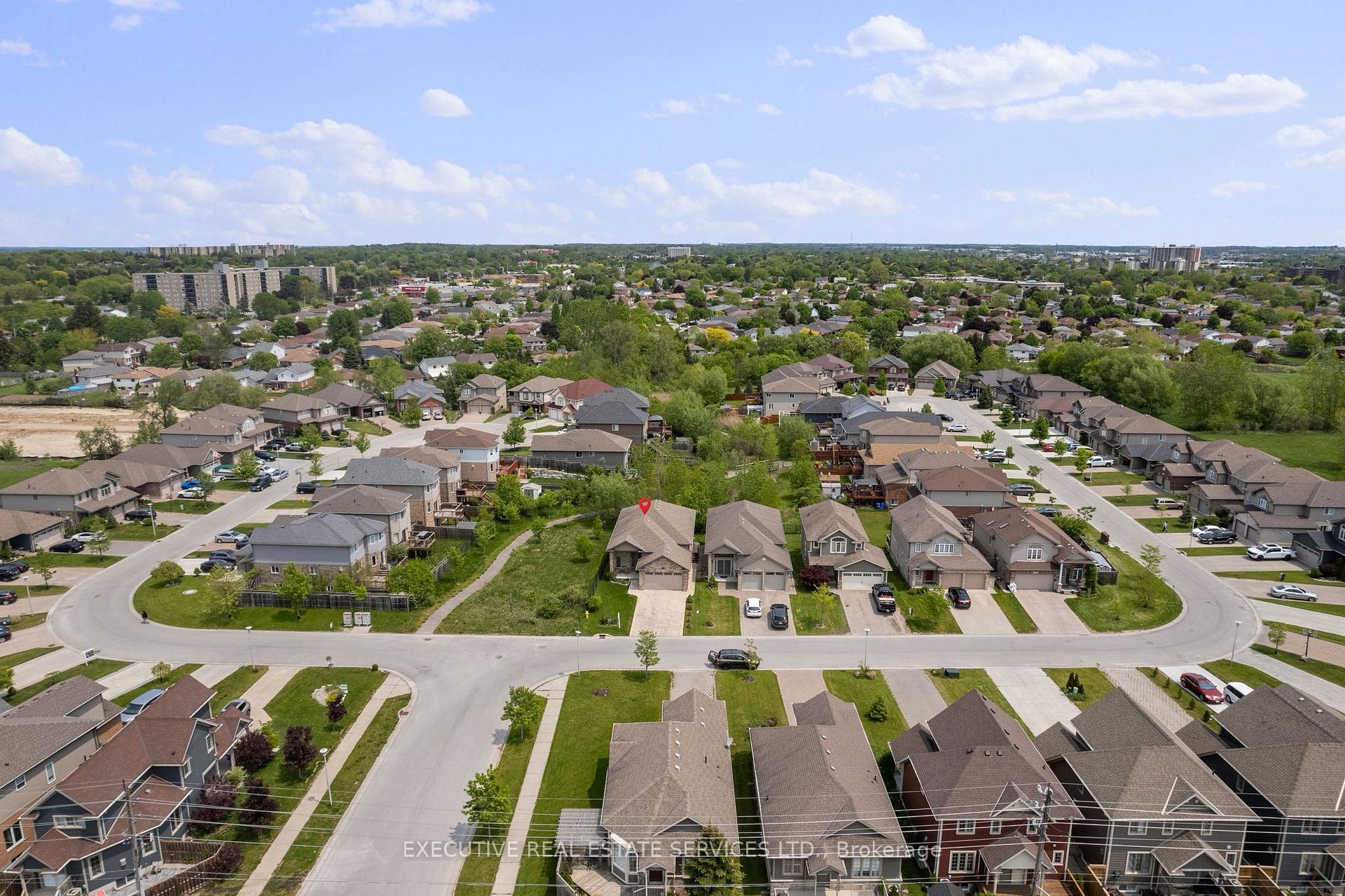 Property Photo:  2884 Devon Road  ON N6E 0A4 
