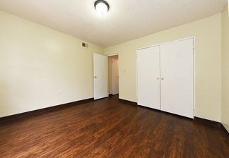 Property Photo: 1522 W Oakridge Drive GA 31707