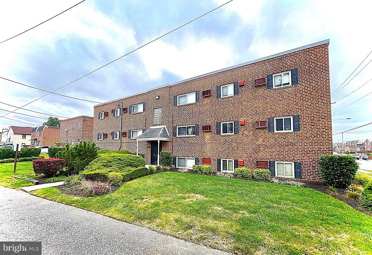 Property Photo:  4401 Sheffield Avenue 4401-9  PA 19136 