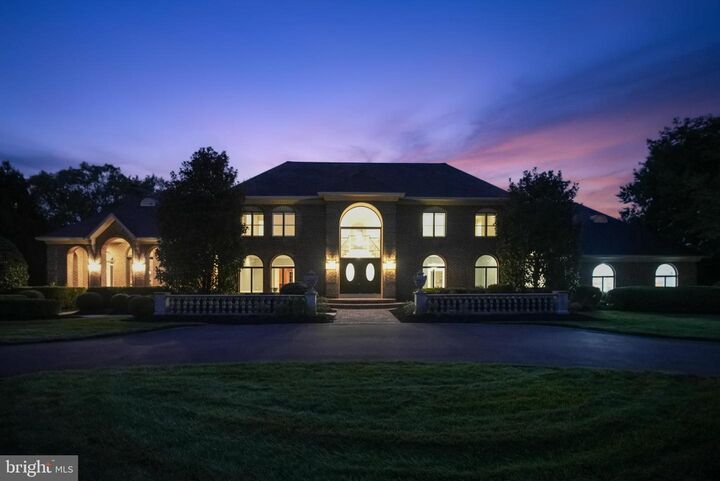 Property Photo:  712 Kimberly Drive  NJ 08057 