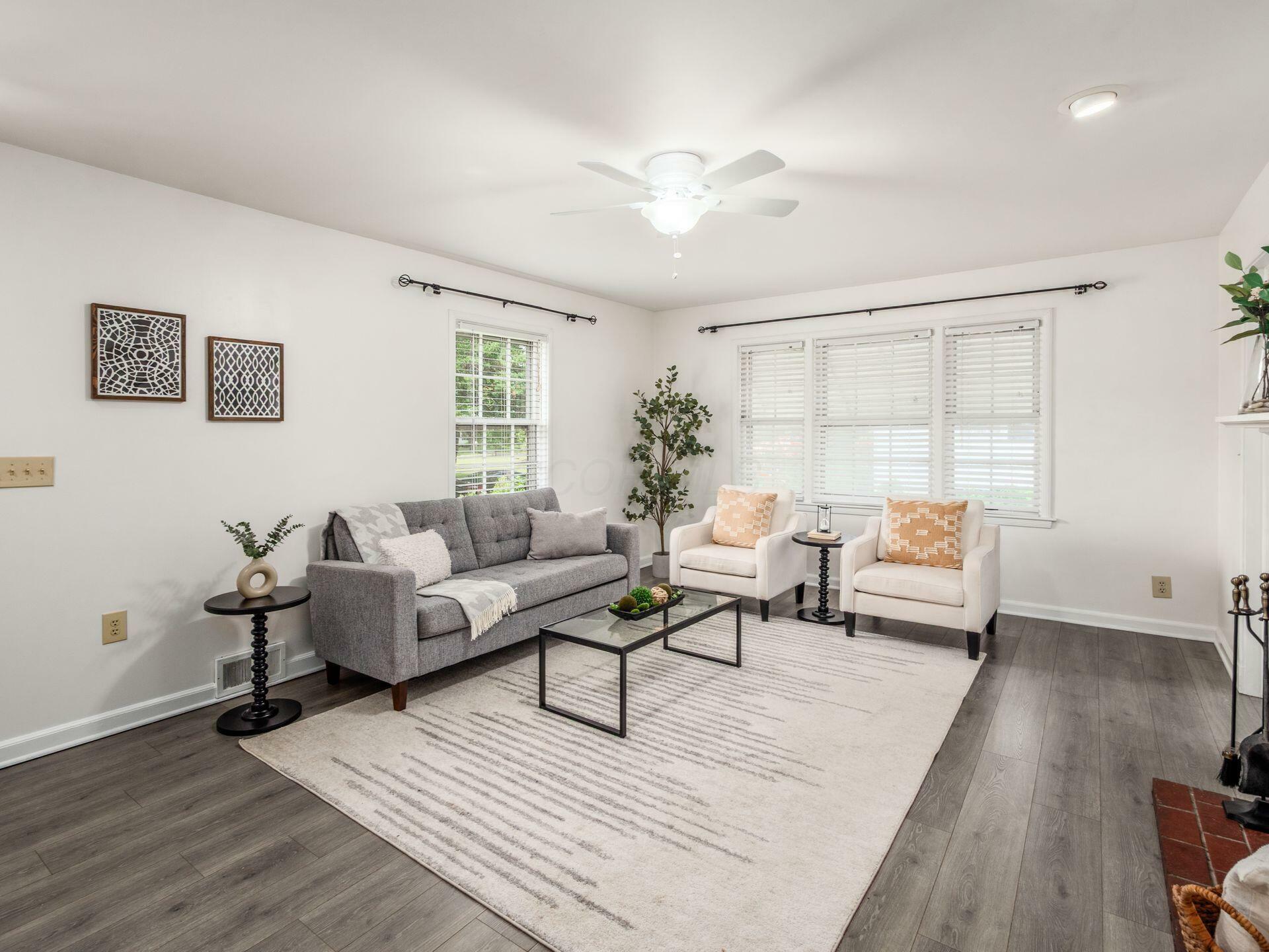 Property Photo: 2769 Parkland Place OH 43209